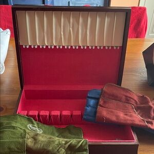 Luxurious Cutlery Storage Box with Colorful Pouches
